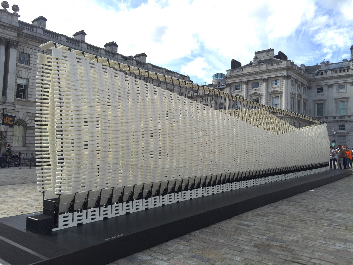 Studio INI’s installation for the Greek Pavilion at London Design Biennale 2018.  © Smile Plastics